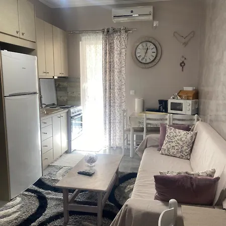 Zoe Akrata * Παραλία Ακράτας